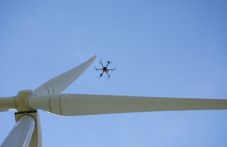 A SkySpecs’ drone
