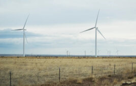 Bowell Springs wind farm in Wyoming now online